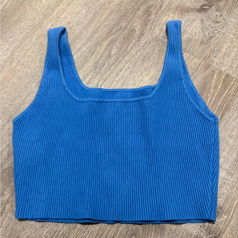 House of Harlow 1960 Blue Ribbed Crop Top - Picture 2 of 3